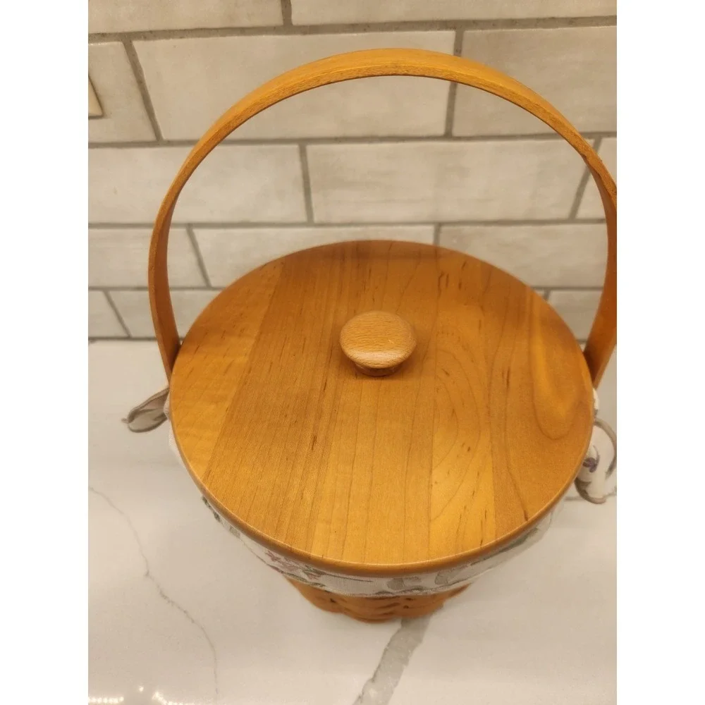 Longaberger Round Basket Garden Splendor Liner & Plastic Liner And Wood Lid 1998